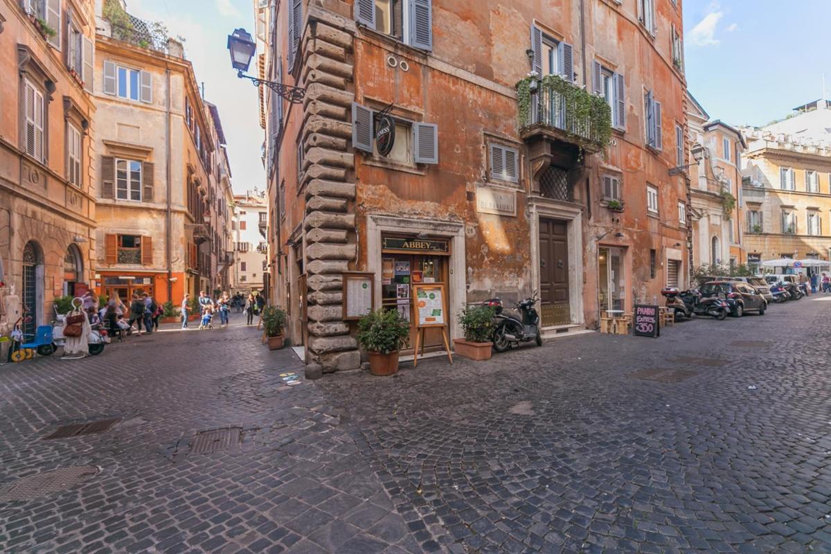 Апартаменты Domus Lupae -Live In The Heart Of Рим Экстерьер фото